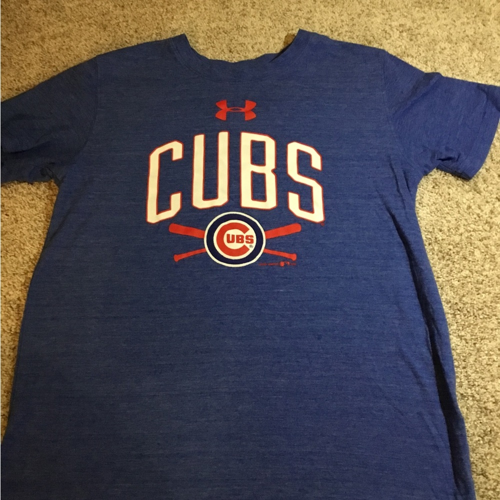 Under Armour Chicago Cubs shirt